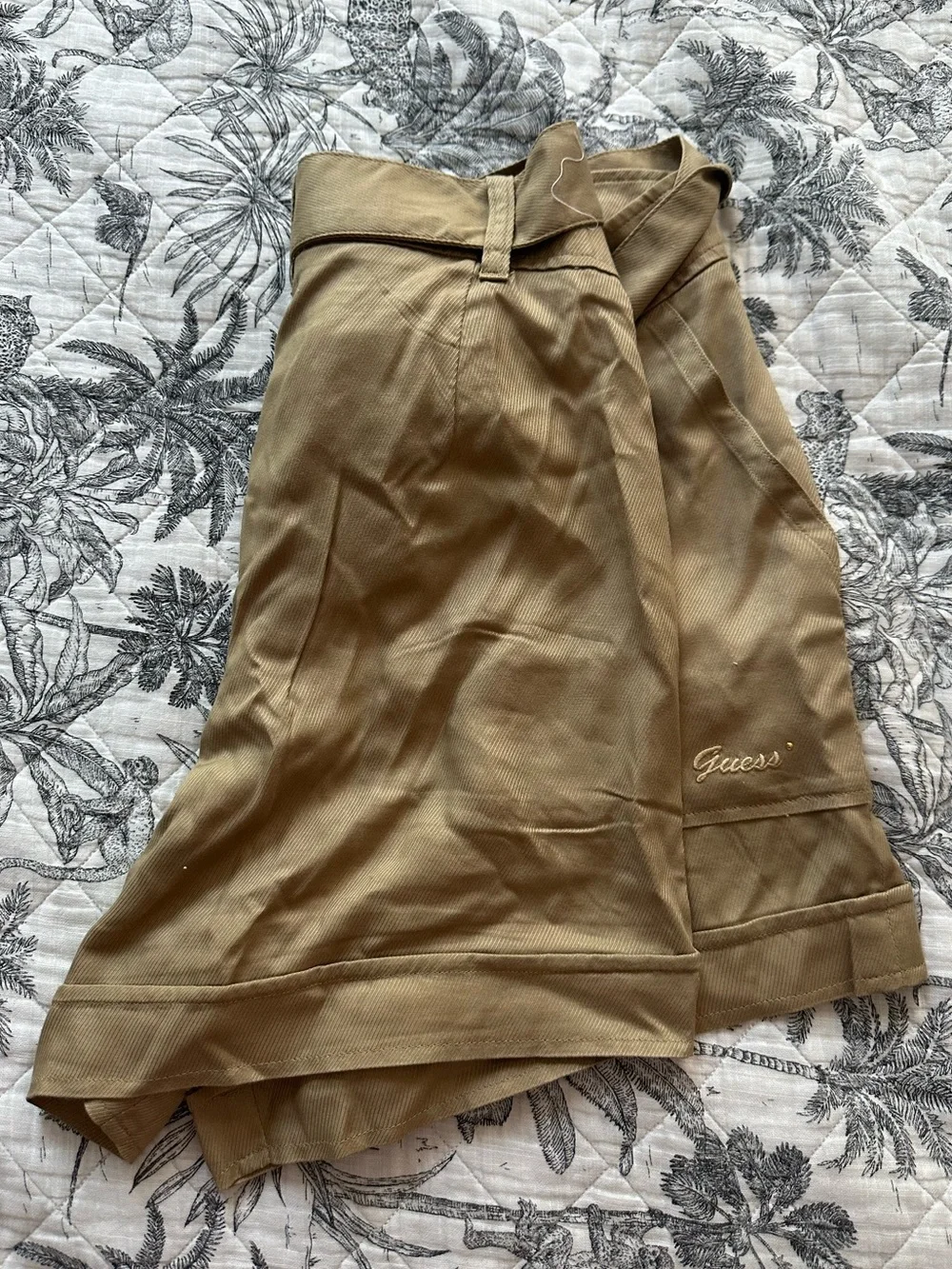 Guess Olive-Tan Tie-Waist High-Rise Women's Shorts size M